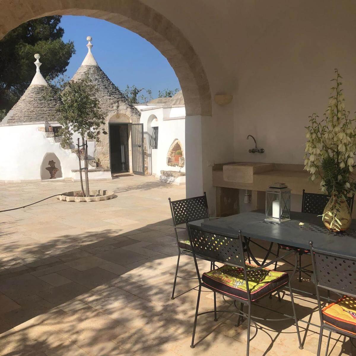 Traditional Trullo With Private Pool Near Ostuni Βίλα Εξωτερικό φωτογραφία